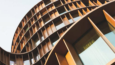 斥資180億元，馬斯克成推特最大(dà)外(wài)部股東(dōng)，或因違規被罰10萬美(měi)元